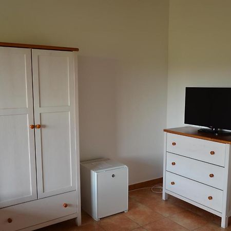 Hotel Na Statku Mirosov Mirosov  외부 사진