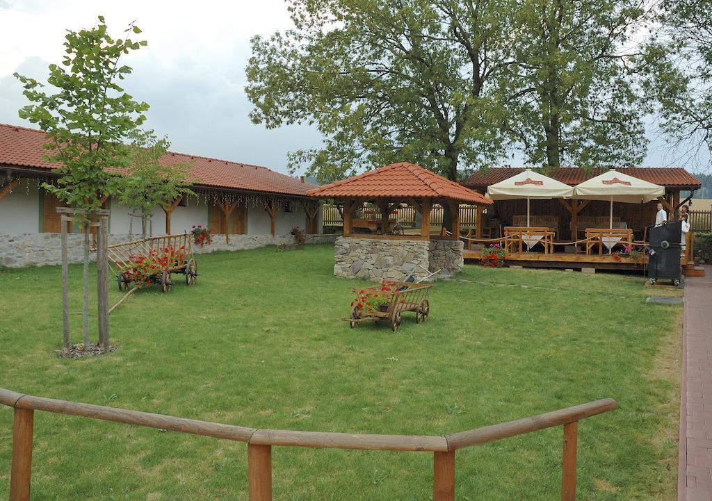 Hotel Na Statku Mirosov Mirosov  외부 사진