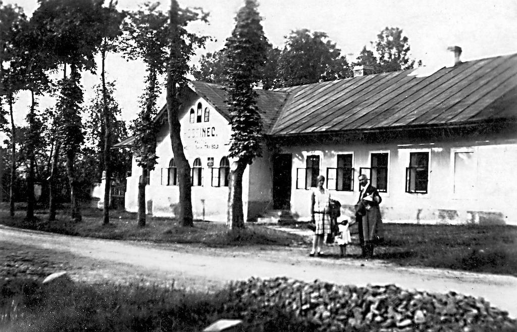 Hotel Na Statku Mirosov Mirosov  외부 사진