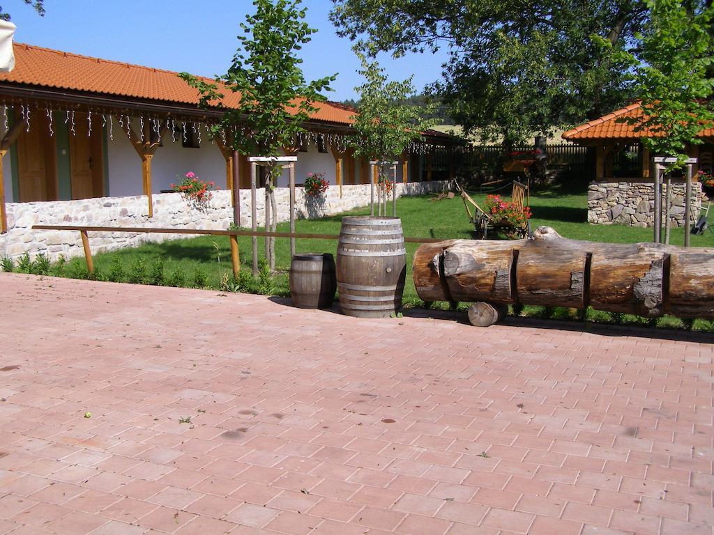 Hotel Na Statku Mirosov Mirosov  외부 사진